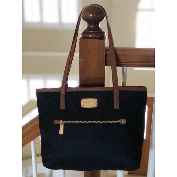 Michael Kors Handbags - *SALE* Michael Kors Black Medium Nylon Tote